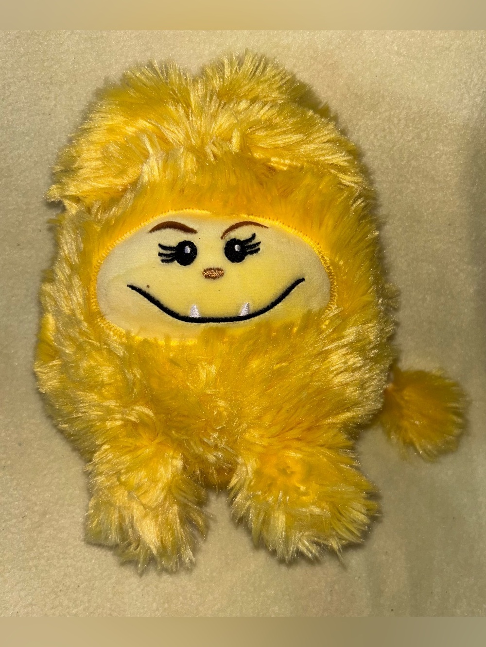 Giggle Scape Yellow MONSTER  Fuzzy Small 6” Soft and Squishy Plush EUC